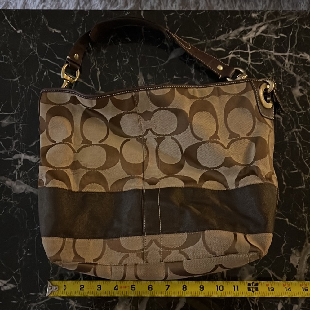 Coach Bag - Picture 2 of 6